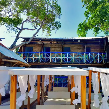 Oasisbluecartagena Hostal